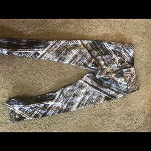 Lulu lemon cropped leggings!